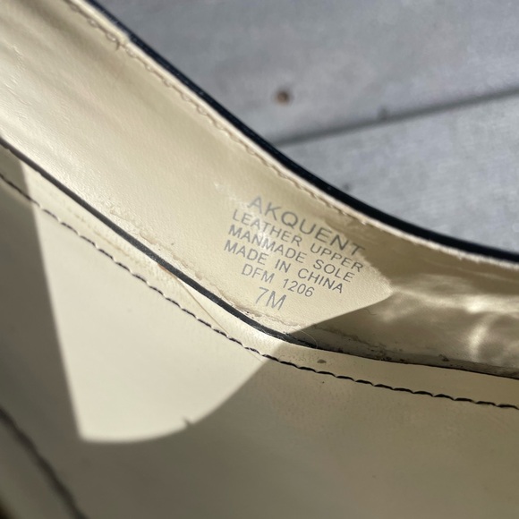 *5/$20 or 3/$15* Black Leather Sling Back Open Toe Heels - Picture 6 of 8